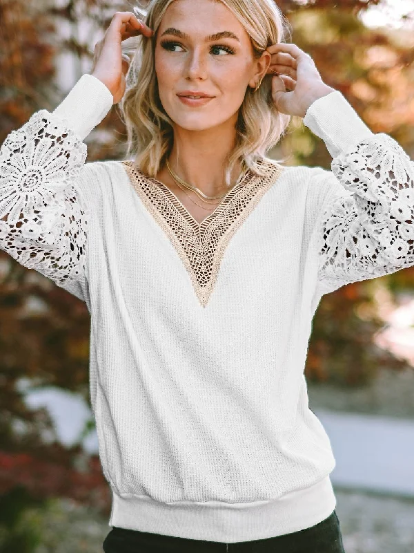 V-Neck Long Sleeve T-Shirt with Butterfly and Floral Print Zippered Buttoned Snapped V-Neck Long Sleeve T-Shirt with Butterfly and Floral Print Zippered Buttoned Snapped