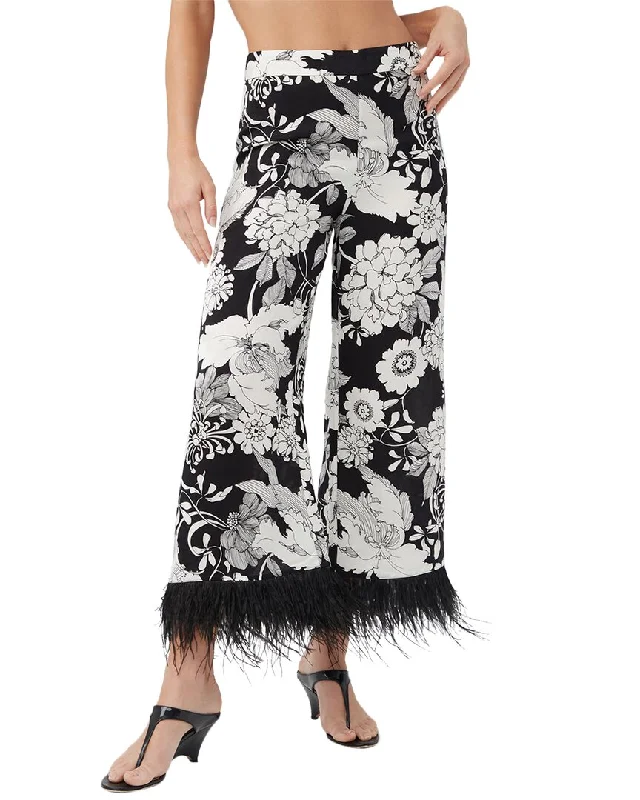 Trina Turk Short Weekend Pant Formal Slim Pants
